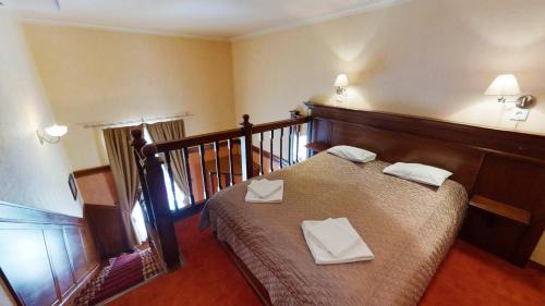 Hajduszoboszlo Hotel | Nelson Hotel: 4-Star Stay with Hot Tub & Breakfast