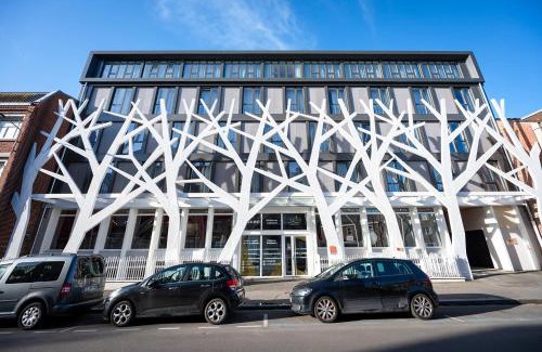 Centre Ville Apartment | Discover Nemea Appart Hotel Coliseum in Central Amiens