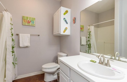 Corpus Christi Villa | Discover Nemo Cay Resort D107K with Pool & Family Fun