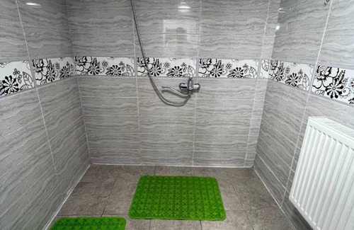 Bukhara Apartment | Cozy Nemo Guest House - Family-Friendly Studio Retreat