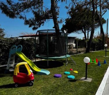 Alexandroupoli House | Discover Nemo's House: Family-Friendly Haven with Top Ratings