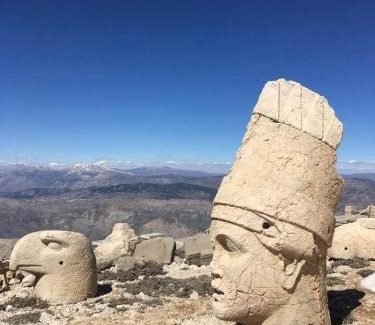 Karadut Hotel | Discover Nemrut Dağı Işik Pansion: Rated 9/10, Pet Friendly
