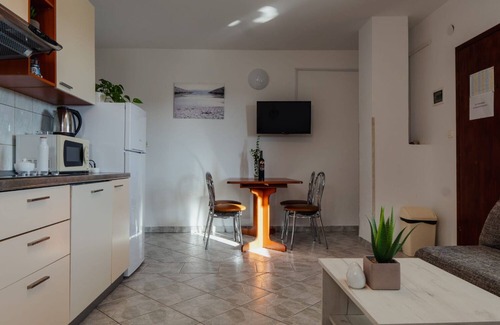 Vrsi Villa | Relaxing Stay at Nenad with Pool and Pet-Friendly Options