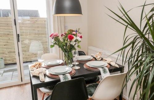 South Charlton House | Family-Friendly Nene's Nest with Perfect 10 Review Score