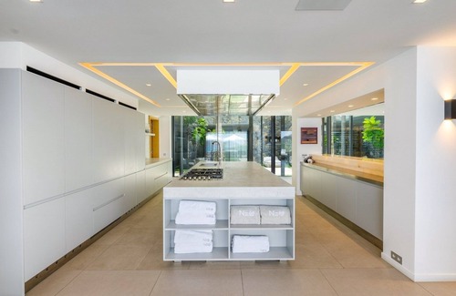 Morne Criquet Villa | Neo Villa: Oceanfront Escape with Private Pool & Spa