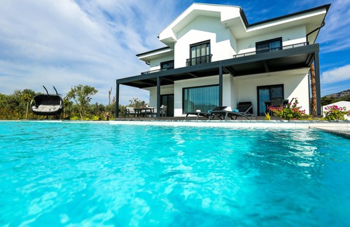 Dalyan Villa | NEO Dalyan Residences: Your Private Villa with Pool & Garden