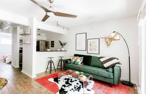 Clarksville Condo | Exciting Neon Retreat with Pool & Free Parking in Clarksville