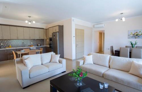 Vlicho Villa | Neora Villas: Oceanfront Bliss with Perfect 10 Reviews