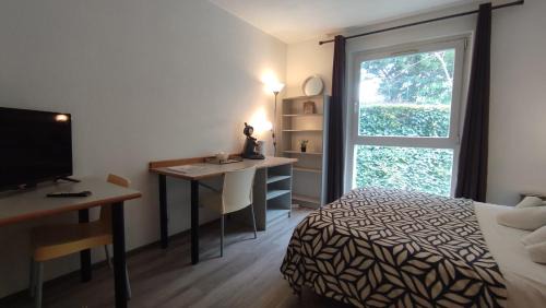 Reims Apartment | Budget-Friendly Stay at Neoresid - Résidence du Parc