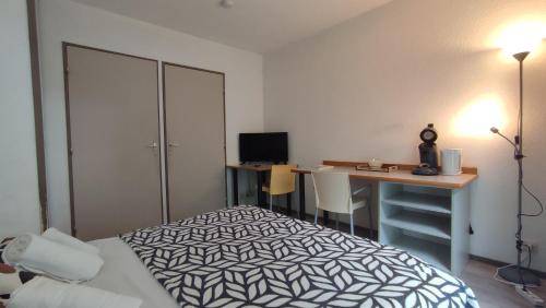 Reims Apartment | Budget-Friendly Stay at Neoresid - Résidence du Parc