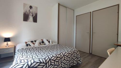 Reims Apartment | Budget-Friendly Stay at Neoresid - Résidence du Parc