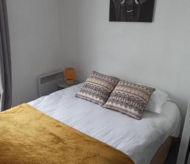 Reims Apartment | Budget-Friendly Stay at Neoresid - Résidence du Parc
