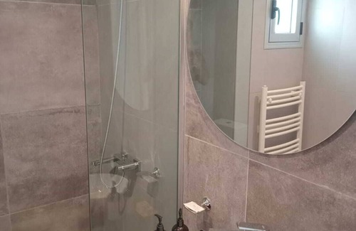 Rio Cuarto Apartment | Family-Friendly Neos Park 13: A Delightful Getaway
