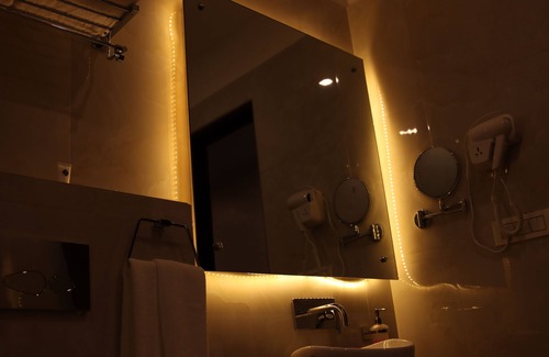 Nepal Hotel | Discover Nepalirika Hotel Biratchowk: Family-Friendly Retreat
