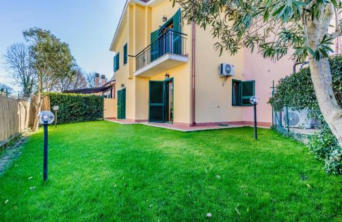 Nepi Apartment | Eco-Friendly Nepi Green Apartment with Hot Tub Amenities