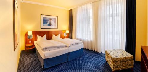 Kuhlungsborn Ost Hotel | Comfortable Neptun Hotel Kühlungsborn: Pet Friendly & Family Fun