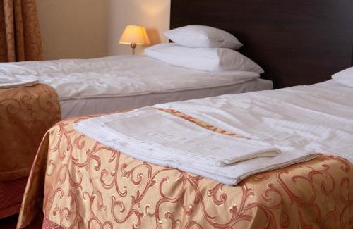 Legnica House | Discover Neptun: Family-Friendly, Pet Welcoming Retreat