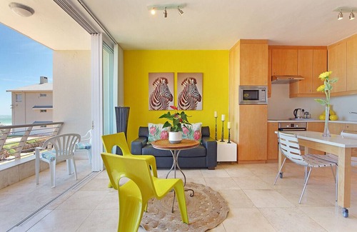 Lagoon Beach Apartment | Cozy Neptune Isle 214 - One Bedroom Apartment for Two