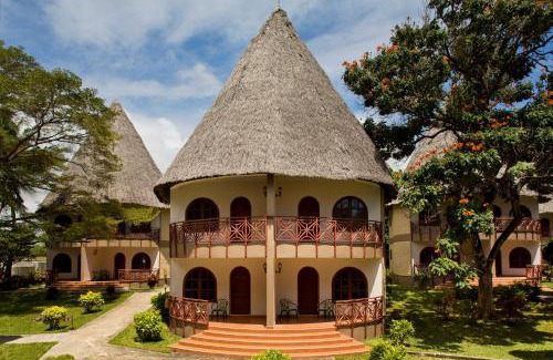 Galu Kinondo Resort | Relax at Neptune Paradise Beach Resort & Spa - All Inclusive