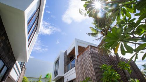 Gili Trawangan Hotel | Relax at Nero North: 4-Star Oceanfront Paradise Awaits