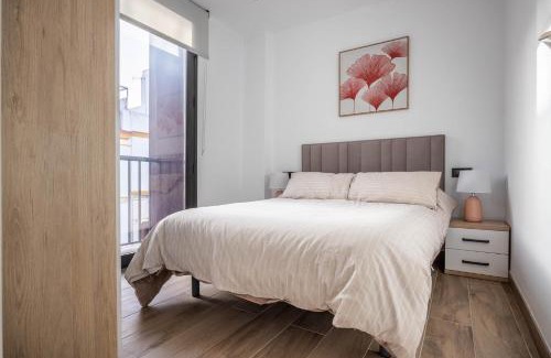 La Buhaira Apartment | Family-Friendly Nervión Suites 2 in Vibrant Sevilla