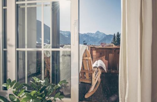 Ramsau im Zillertal Apartment | Experience Neschtl: Pet-Friendly 4-Star Retreat with High Ratings