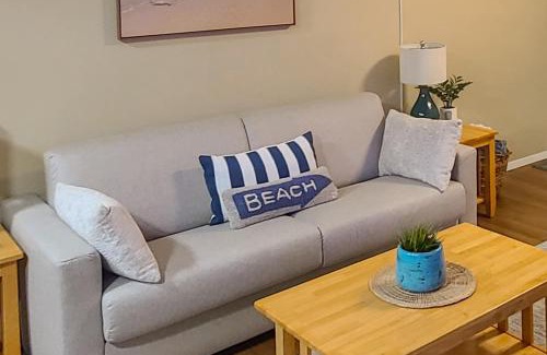 Neskowin Apartment | Pet-Friendly Neskowin Nautical Nook with Ocean Views