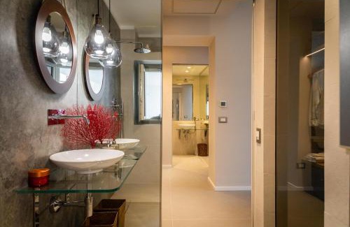 Addaura House | Oceanfront NESOS SUITE: Guest Rated 9.5/10 in Sicily