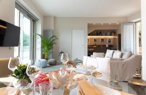 Addaura House | Oceanfront NESOS SUITE: Guest Rated 9.5/10 in Sicily
