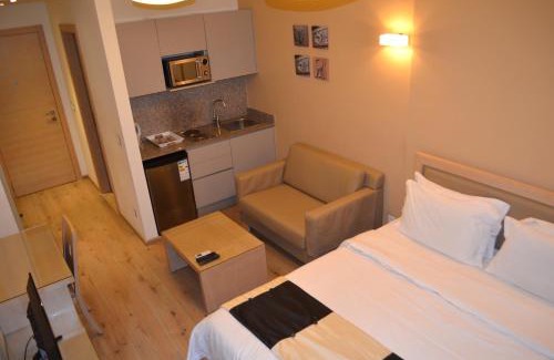 Sodeco Apartment | Discover Nest 1 Hotel: Family-Friendly with Breakfast & Kitchen