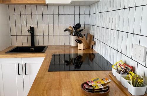 Port Fairy Villa | Coastal Villa Nest: Family-Friendly Getaway with High Ratings