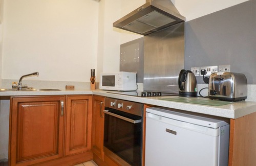Saint Breward Cottage | NEST COTTAGE, pet friendly, character holiday cottage in St Tudy