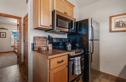 Dover Bay House | Lakefront 2 Bedroom Beach Bungalow at Osprey Catch