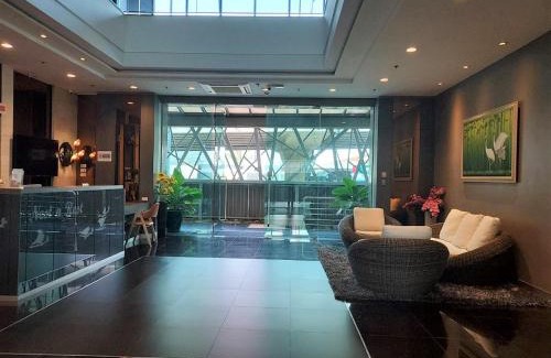 Bueng Kum Hotel | Budget-Friendly Stay at Nest n Rest Hotel - Rated 8.7/10