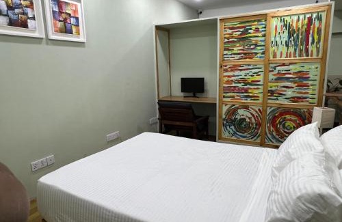 Dhaka Apartment | Nest Residence, Rooftop Studio with Netflix & Gym by Metro