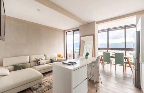 El Prado Apartment | Top-Rated NEST Suite on 22nd Floor with Spa & Hot Tub