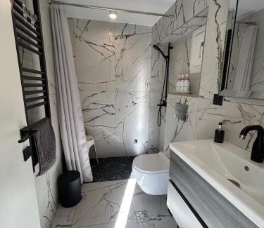 Neoi Epivates Apartment | Exceptional Nest Suite by Oikies Rentals - Family Friendly
