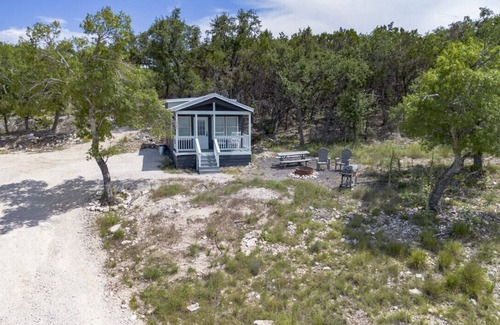 Spring Branch Apartment | Inviting Texas Tiny House with Scenic Views & Great Amenities