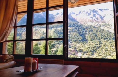 Eptalofos Apartment | Experience ''Nest'' The Wooden Suite: Pet-Friendly Retreat