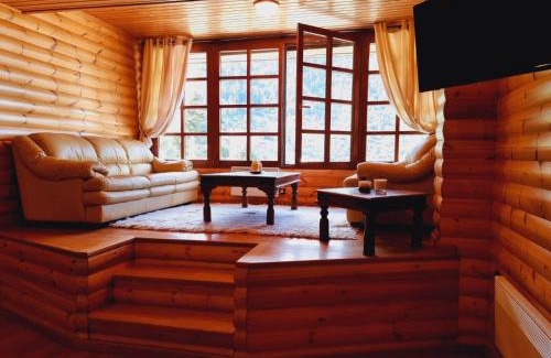 Eptalofos Apartment | Experience ''Nest'' The Wooden Suite: Pet-Friendly Retreat