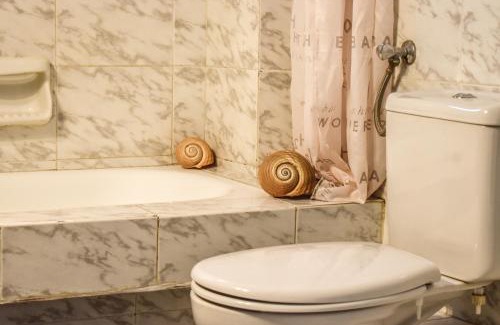 Skiathos Apartment | Guest Rated 10/10 at Nest View House - Family-Friendly Stay