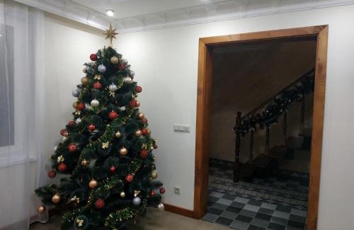 Pilipets Apartment | Family-Friendly NestG Guest House with Outstanding 9.8 Rating