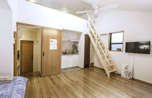Itabashi Apartment | Cozy Nestle Tokyo Duplex with Breakfast and Kitchen Access