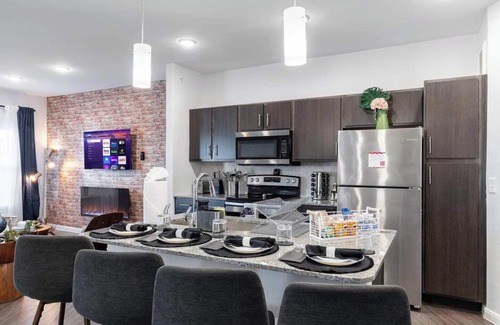 Medical Center District Apartment | Relax at The Ambience: WFH Oasis near Medical Center