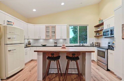 West Oak Hill House | Nestled In Nature Compound - Pet-Friendly, Acreage