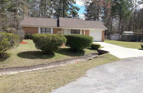 Hinesville House | Discover Nestled in Nottingham: Perfect for Families!