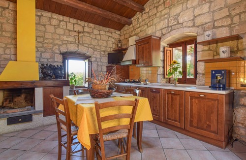 Pietre Nere San Zagaria House | Experience Relaxation in Beautiful Modica Vacation Home