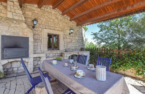 Pietre Nere San Zagaria House | Experience Relaxation in Beautiful Modica Vacation Home