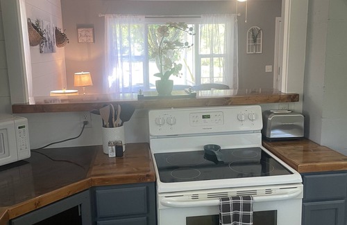 Franklin House | Mountain Retreat near Dry Falls with Top Amenities!