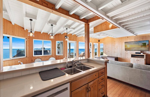 Laguna Beach House | Relaxing Beachside Retreat in the Heart of Laguna Village